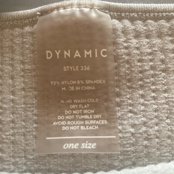 Dynamic Women’s Blue Ribbed Tank - Picture 4 of 4